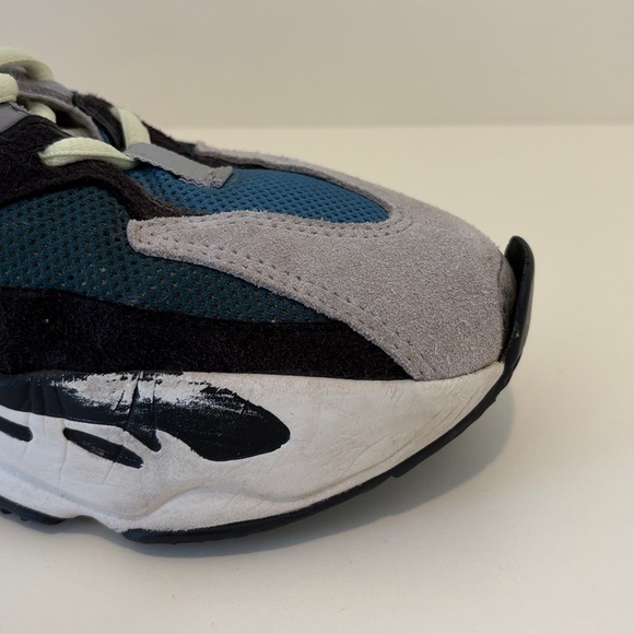 Yeezy Adidas Boost 700 Wave Runner - POOR CONDITION - Picture 9 of 9